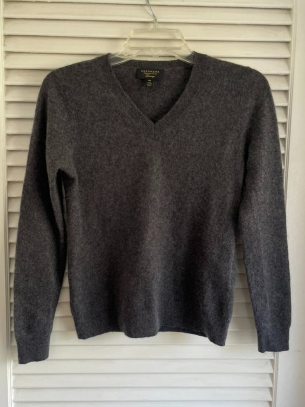 Charter Club 100% Cashmere V-Neck Sweater - Charcoal Gray - Petite Medium EUC